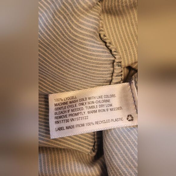 Mossimo Sypply Co Boyfriend Fit L Striped BlueWhite Lslv 100%Lyocell Women Shirt - Picture 5 of 8